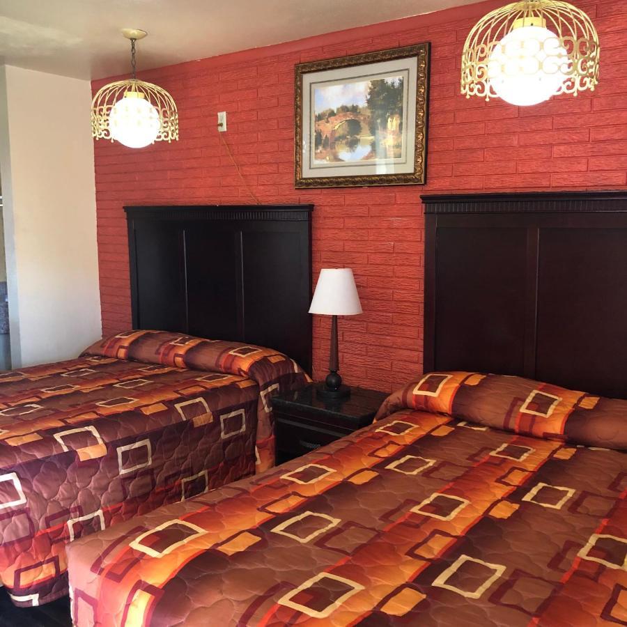 Economy Inn Φάρμινγκτον Εξωτερικό φωτογραφία