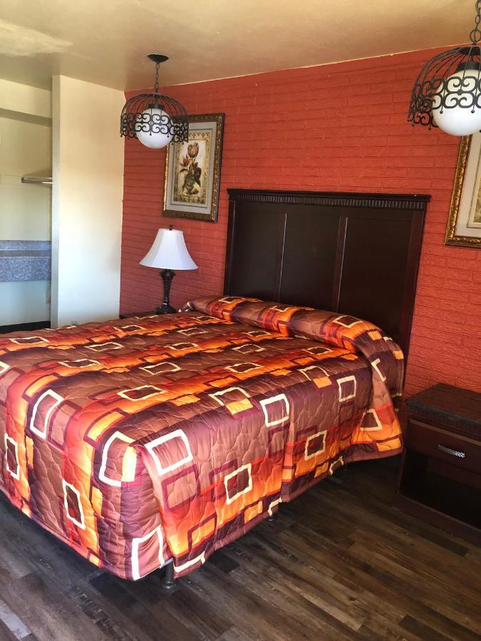 Economy Inn Φάρμινγκτον Εξωτερικό φωτογραφία
